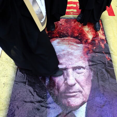 ΜΕΣΗ ΑΝΑΤΟΛΗ ΙΡΑΝ ΝΤΟΝΑΛΝΤ ΤΡΑΜΠ