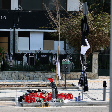 ΚΑΛΑΜΑΡΙΑ ΘΕΣΣΑΛΟΝΙΚΗ ΕΠΙΘΕΣΗ ΜΕ ΜΑΧΑΙΡΙ