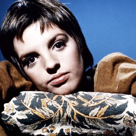 Λάιζα Μινέλι: Η εξωφρενική ζωή της μέσα από τη νέα αυτοβιογραφία της 