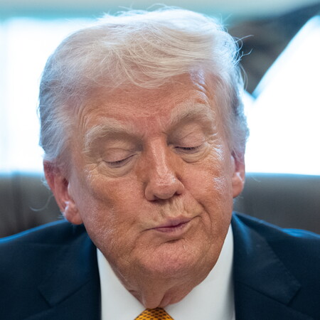 ΝΤΟΝΑΛΝΤ ΤΡΑΜΠ ΛΕΥΚΟΣ ΟΙΚΟΣ ΚΑΡΟΛΑΪΝ ΛΕΒΙΤ ΠΑΡΑΙΤΗΣΗ ΤΖΟ ΚΕΝΤ