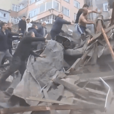 ΤΟΥΡΚΙΑ ΚΩΝΣΤΑΝΤΙΝΟΥΠΟΛΗ ΚΑΤΑΡΡΕΥΣΗ ΚΤΙΡΙΩΝ