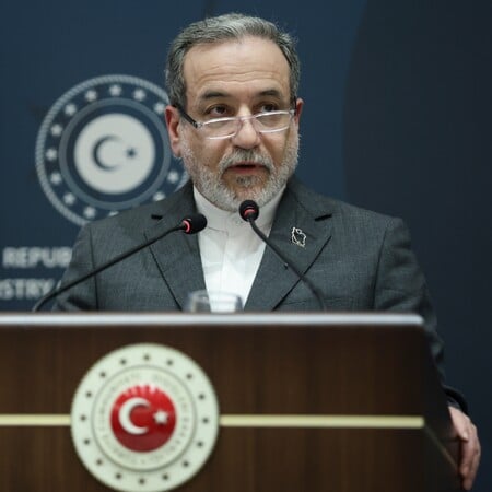 ΙΡΑΝ ΑΜΠΑΣ ΑΡΑΓΤΣΙ ΣΤΙΒ ΓΟΥΙΤΚΟΦ ΠΟΛΕΜΟΣ ΜΕΣΗ ΑΝΑΤΟΛΗ ΤΖΑΡΕΝΤ ΚΟΥΣΝΕΡ