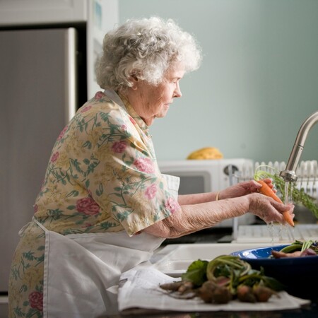 ΑΝΟΙΑ ΗΛΙΚΙΩΜΕΝΟΙ ΣΥΝΗΘΕΙΑ ΣΠΙΤΙ