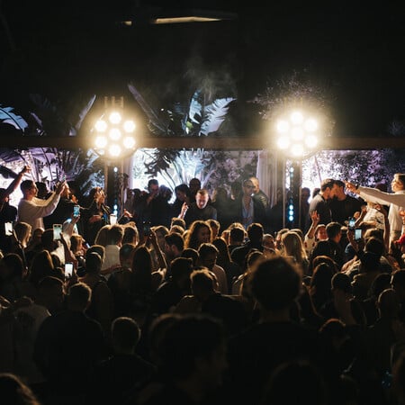 Sunset Series: Το Ace Hotel & Swim Club Athens δίνει νέο ρυθμό στο καλοκαίρι