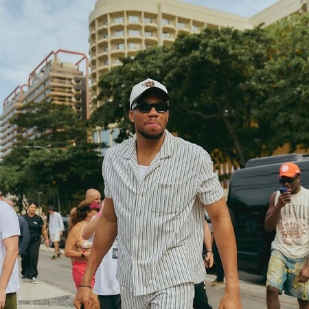 ΓΙΑΝΝΗΣ ΑΝΤΕΤΟΚΟΥΝΜΠΟ ΝΤΕΙΒΙΝΤ ΜΠΕΚΑΜ ΕΠΕΝΔΥΣΗ