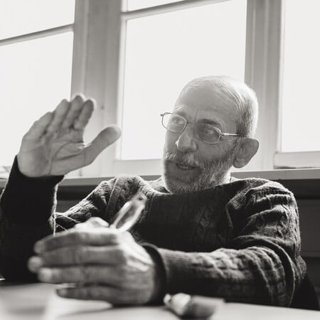 83 λεπτά με τον Μανόλη Κορρέ