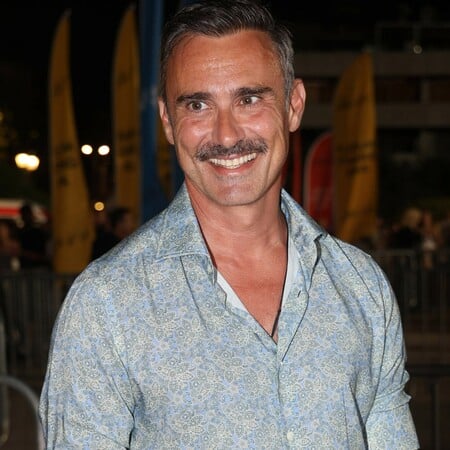 ΓΙΩΡΓΟΣ ΚΑΠΟΥΤΖΙΔΗΣ ΣΥΝΤΡΟΦΟΣ