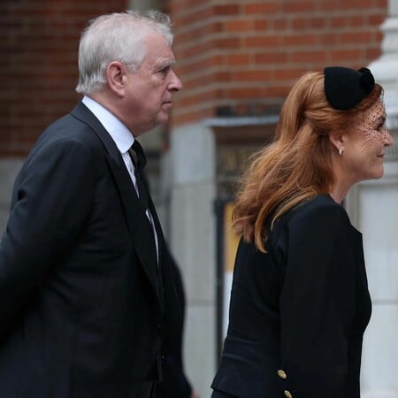 ΑΝΤΡΙΟΥ ΣΑΡΑ ΦΕΡΓΚΙΟΥΣΟΝ ΠΑΣΧΑ