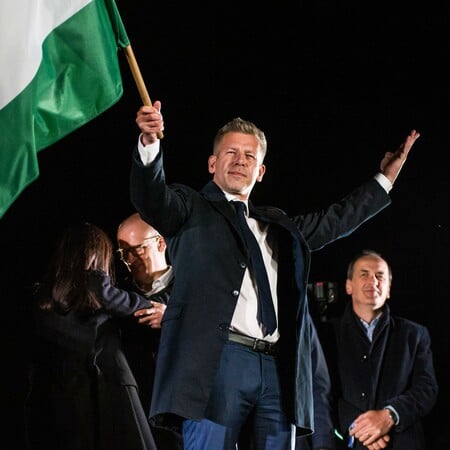 ΠΕΤΕΡ ΜΑΓΙΑΡ ΕΕ ΟΥΓΓΑΡΙΑ