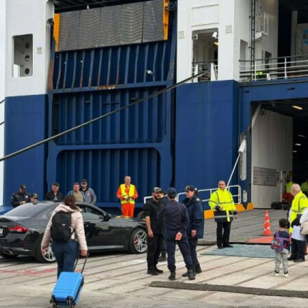 ΛΙΜΑΝΙ ΜΥΤΙΛΗΝΗ ΚΤΗΝΟΤΡΟΦΟΙ