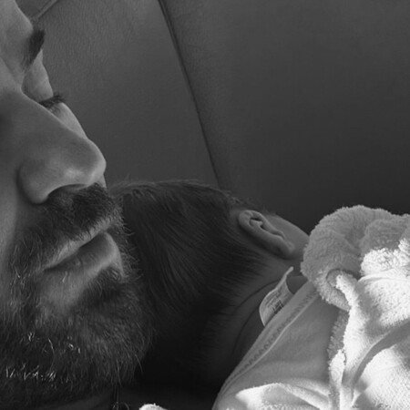 ΤΖΑΣΤΙΝ ΘΕΡΟΥ ΠΑΤΕΡΑΣ ΠΑΙΔΙ ΑΝΑΡΤΗΣΗ ΒΡΕΦΟΣ