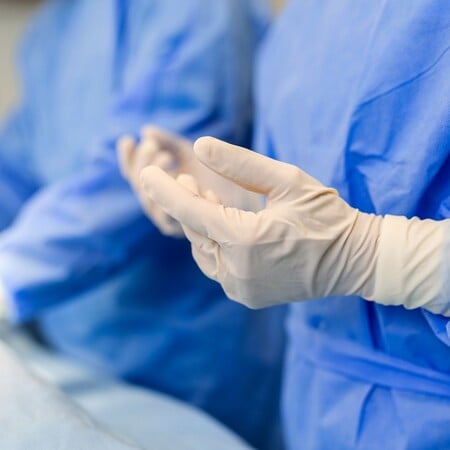 ΙΑΣΩ Γενική Κλινική: Πρωτοποριακή ρομποτική επέμβαση σε μεταστατικό VIPoma 