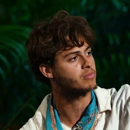 SURVIVOR ΣΤΑΥΡΟΣ ΦΛΩΡΟΣ ΤΡΑΥΜΑΤΙΣΜΟΣ