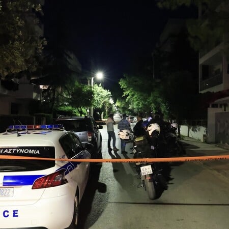 ΧΟΛΑΡΓΟΣ ΣΥΖΥΓΟ ΠΥΡΟΒΟΛΗΣΕ ΝΕΚΡΟΣ