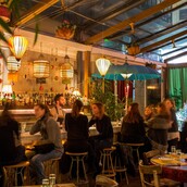 Mια βραδιά στο Buba: Όλο το παλιό Bar Guru Bar είναι εδώ
