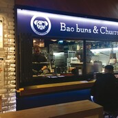 Mr. Pug's Canteen: Ταϊβανέζικα σάντουιτς με αέρινα ψωμάκια στο Χαλάνδρι 
