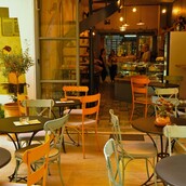 Duck Soup: Gourmet Street Food στη στοά Πεσματζόγλου 
