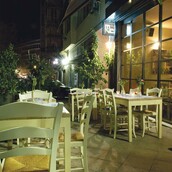 Mono tapas