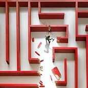 Αγαπητέ συμμαθητή, για τις φορές που με αποκάλεσες καμήλα στο σχολείο η ζωή τελικά μ' έκανε μοντέλο****