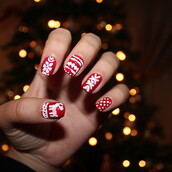 Το νόημα των Χριστουγέννων στην γωνιά ενός καφέ