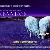 Ποιο «La La Land»; Το «Baa Baa Land» είναι η ταινία της χρονιάς και μπορείτε να τη δείτε εδώ (αν αντέχετε)