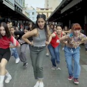 Η Μαρίνα Σάττι ζήτησε απ' όλους να χορέψουν την «Μάντισσα» και έγινε χαμός στο Instagram