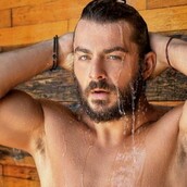 Αφήνουμε αυτό εδώ και αναλάβετε- Ο Ντάνος έχει να κάνει σεξ πάνω από 8 μήνες