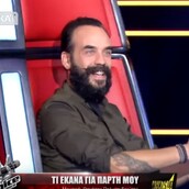 Ο Μουζουράκης έκανε το πιο γρήγορο πάτημα κουμπιού στο The Voice - Αλλά γιατί;