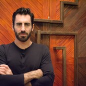 Ο «Μaster Chef» Γιάννης Αποστολάκης είναι ο γιος του ναυάρχου Αποστολάκη που ανέλαβε το ΥΠΕΘΑ