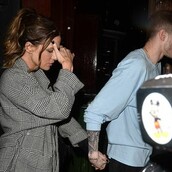 Oι παπαράτσι πλέον έχουν και φωτογραφίες που δείχνουν πως Kate Beckinsale και Pete Davidson είναι ζευγάρι