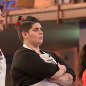 MasterChef: Σκληρή κριτική Κοντιζά, υβριστικά σχόλια και η μπουνιά που θέλει να ρίξει η Άλκηστις
