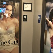 Χυδαιότητα σε τουαλέτες στο Τέξας