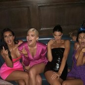 Γενέθλια υπερπαραγωγή για την Kylie Jenner - Όλες οι Καρντάσιαν γιόρτασαν την νεαρή εκατομμυριούχο της οικογένειας