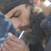 Aυτός είναι ο αγρότης που έσπασε το ίντερνετ