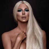 Καθόλου ωραία πράγματα: Όταν η Γελένα Καρλέουσα και ο Βράνιες βγάζουν στη φόρα τα μηνύματά τους