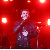 Μπουνιές, κλωτσιές και ξύλο στα μπουζούκια - Ο Σαμπάνης φώναζε για βοήθεια