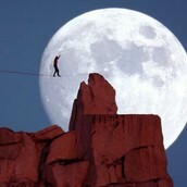 Βίντεο: Το πιο υπέροχο Moonwalk!
