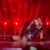 Η Beyoncé στο ημίχρονο του χθεσινού Super Bowl
