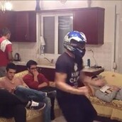 Harlem Shake: Ορίτζιναλ Γκρικ Εντίσιον