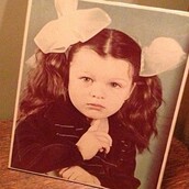 Η Milla Jovovich μωρό