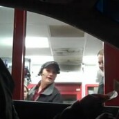 Ακέφαλος αλλά πεινασμένος