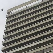 ΒΙΝΤΕΟ: Ο Έλληνας που πήδηξε από τον Πύργο Απόλλων ! 