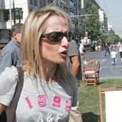 Oι διακοπές της πρέσβειρας Τίνας στο Παρίσι...