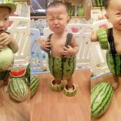 Nέα τάση: Μωρά που φοράνε καρπούζια