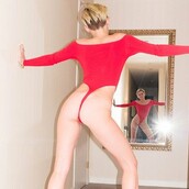 Η Μάιλι Σάιρους σοκάρει και πάλι