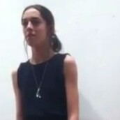 Φοιτήτρια τέχνης φρικάρει και καταστρέφει πίνακα κατά τη διάρκεια κριτικής