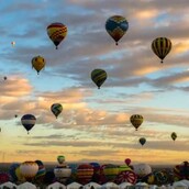 700 απίθανα αερόστατα σε time-lapse 