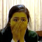 Ο συγγραφέας του Game of Thrones βλέπει τις αντιδράσεις των τηλεθεατών - και αντιδρά