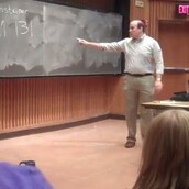 Φοιτητής παριστάνει τον καθηγητή με μεγάλη επιτυχία