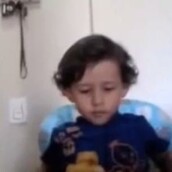 Το αγοράκι που δε θέλει να φάει χταπόδι 